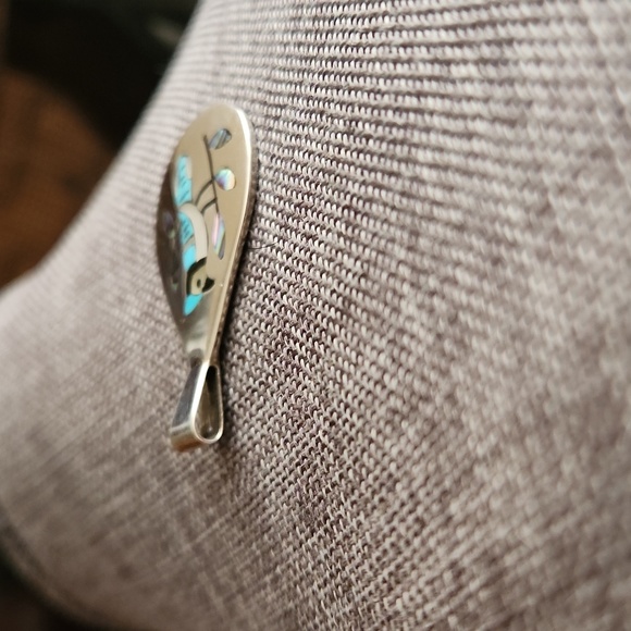 NWOT Native American Zuni Turquoise Inlay Blue Jay Pendant ๐ ๐ฆ - Picture 4 of 11